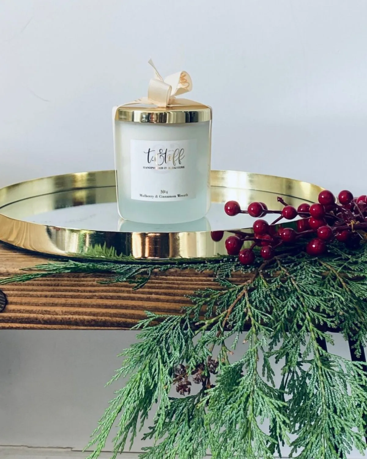 №4 Mulberry   Cinnamon Candle