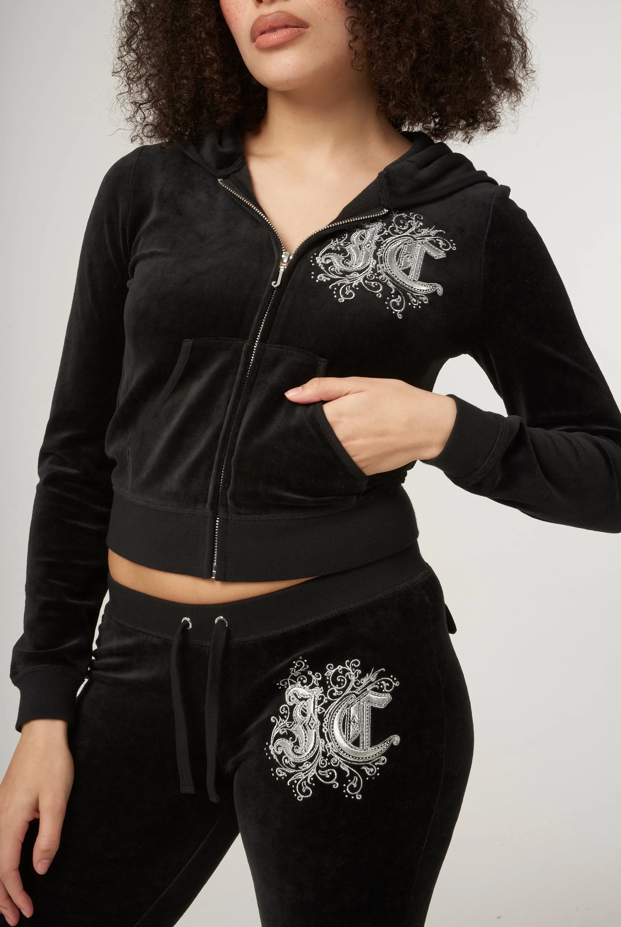BLACK RENAISSANCE CREST BAMBOO VELOUR HERITAGE HOODIE