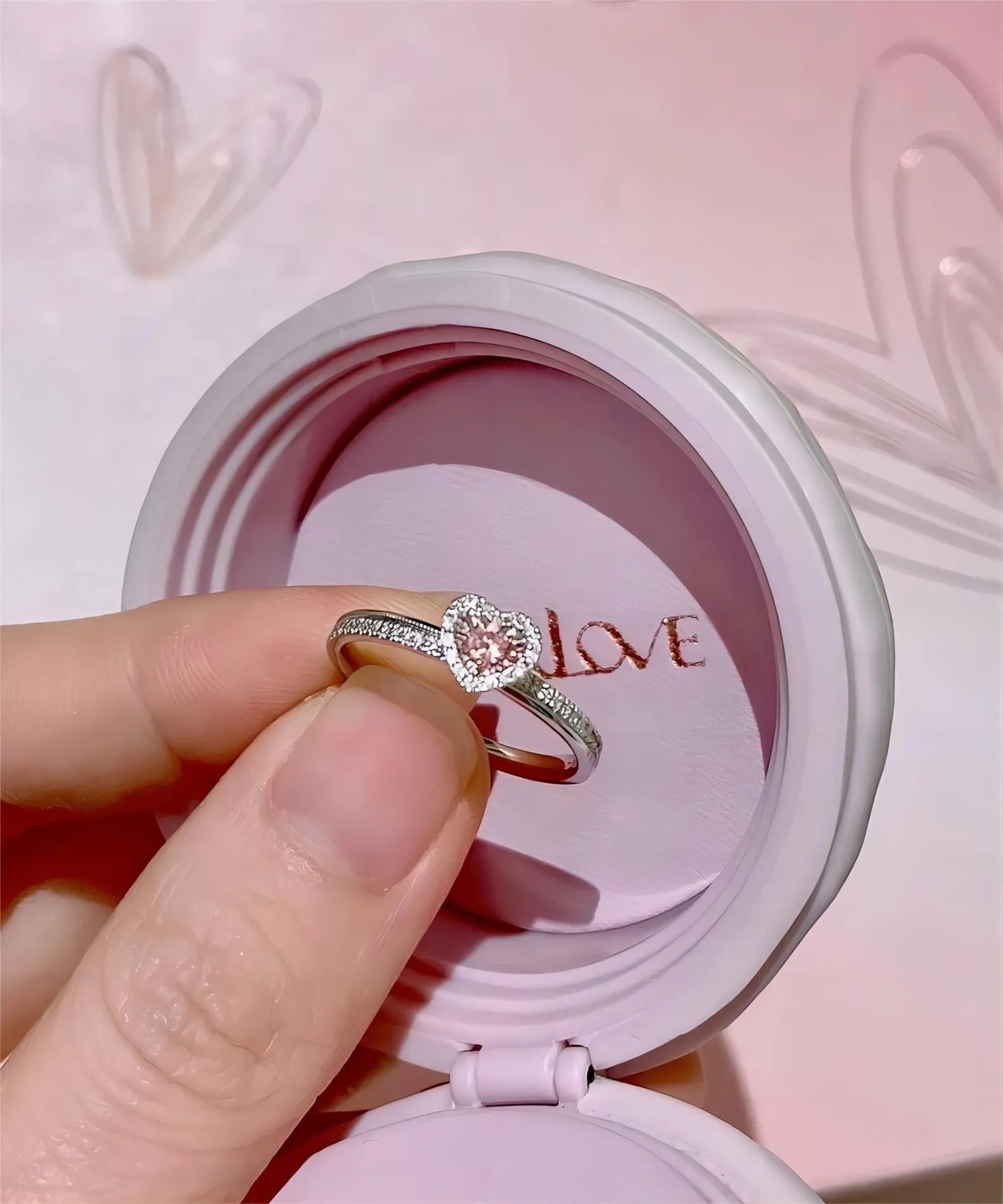 Chic CZ Inlaid Pink Crystal Heart Ring