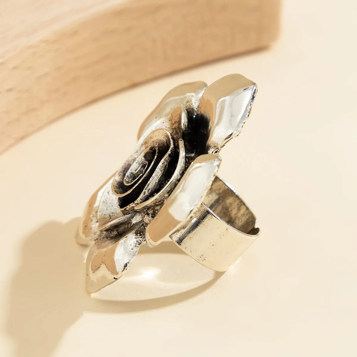 Chic Silver Tone Flower Open Ring