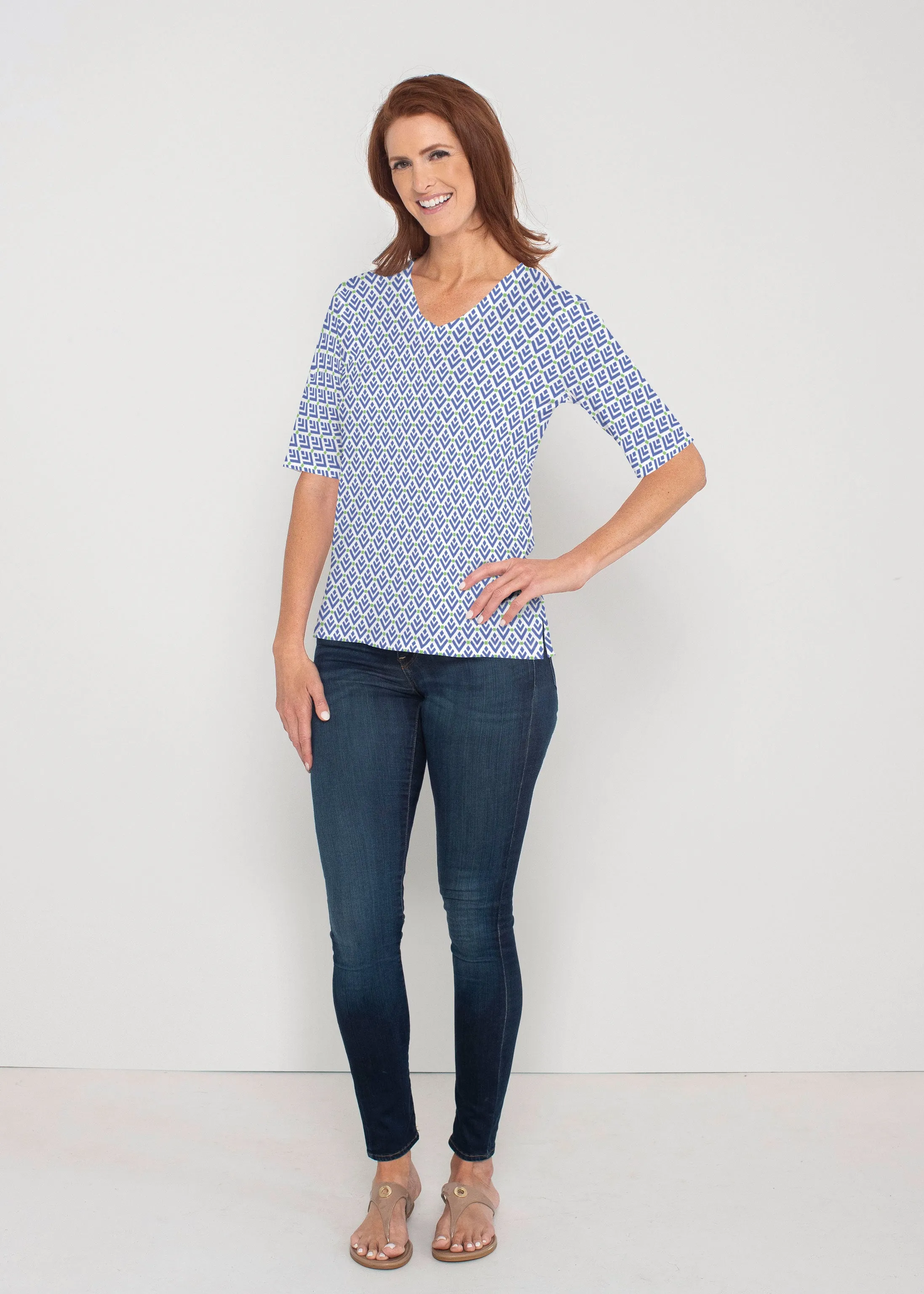 Cosmo Geo (13568) ~ Signature Elbow Sleeve V-Neck Top