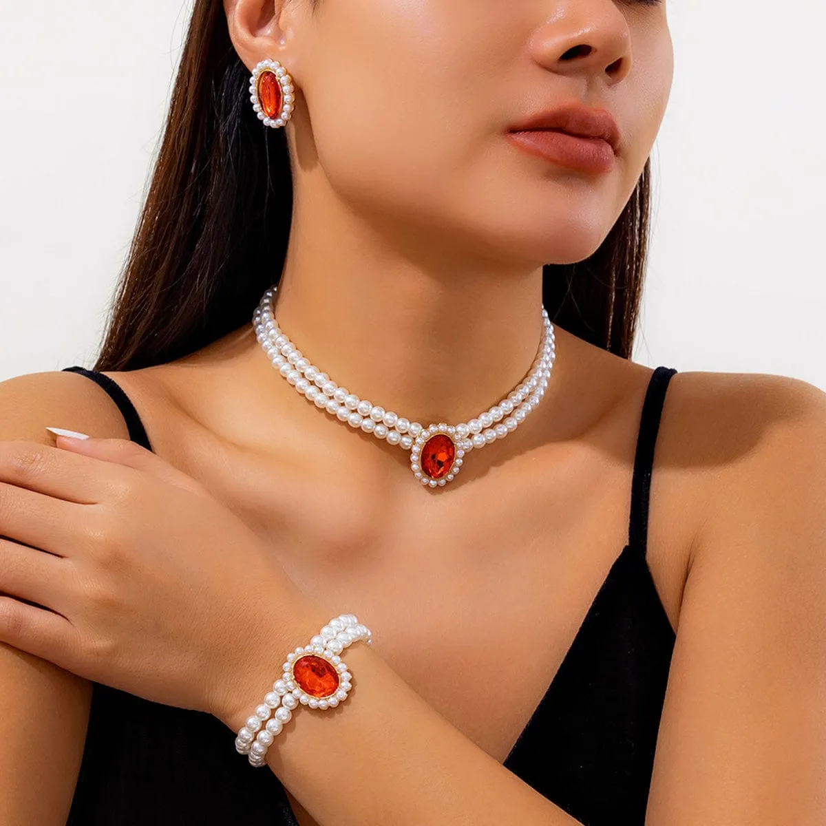 Elegant Emerald CZ Inlaid Pearl Chain Choker Necklace Bracelet Earrings Set