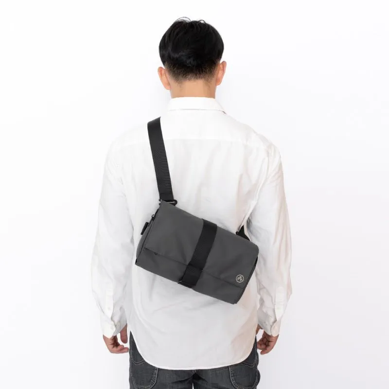 Fasten & Go | Triangle Sling Bag
