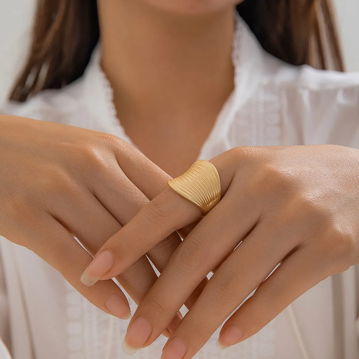 French Style Round Pleated Metallic Open Ring