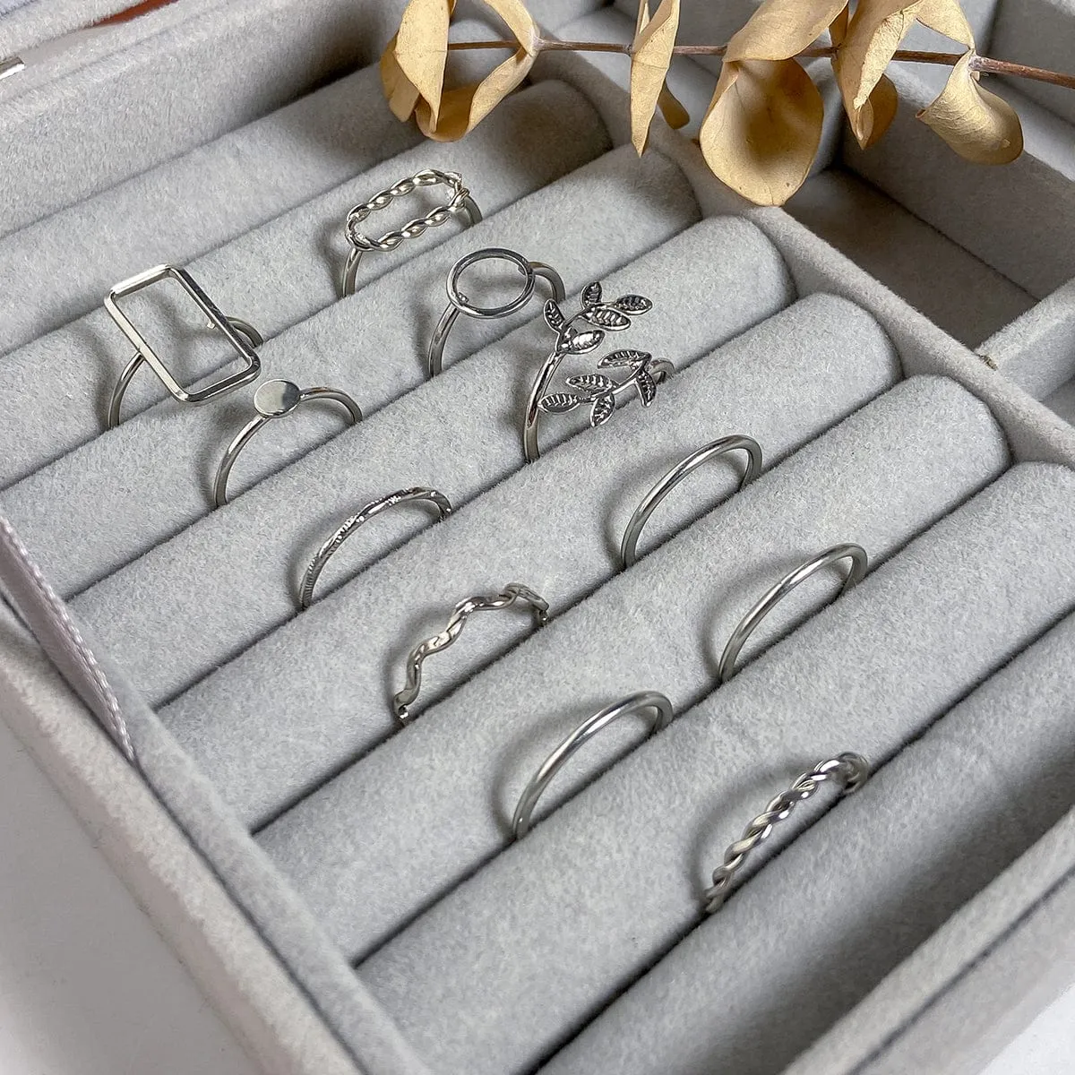 Geometric 11 Pieces Metallic Rings Set