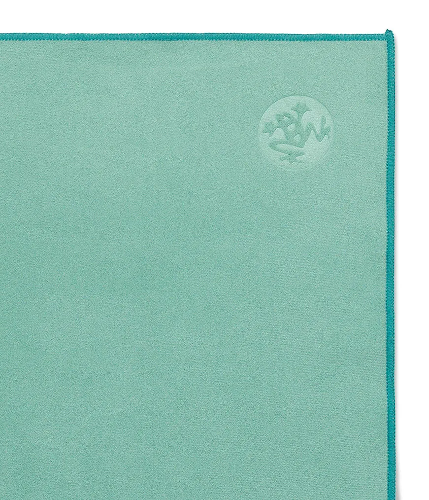 Manduka eQua® Hand Yoga Towel - Wasabi