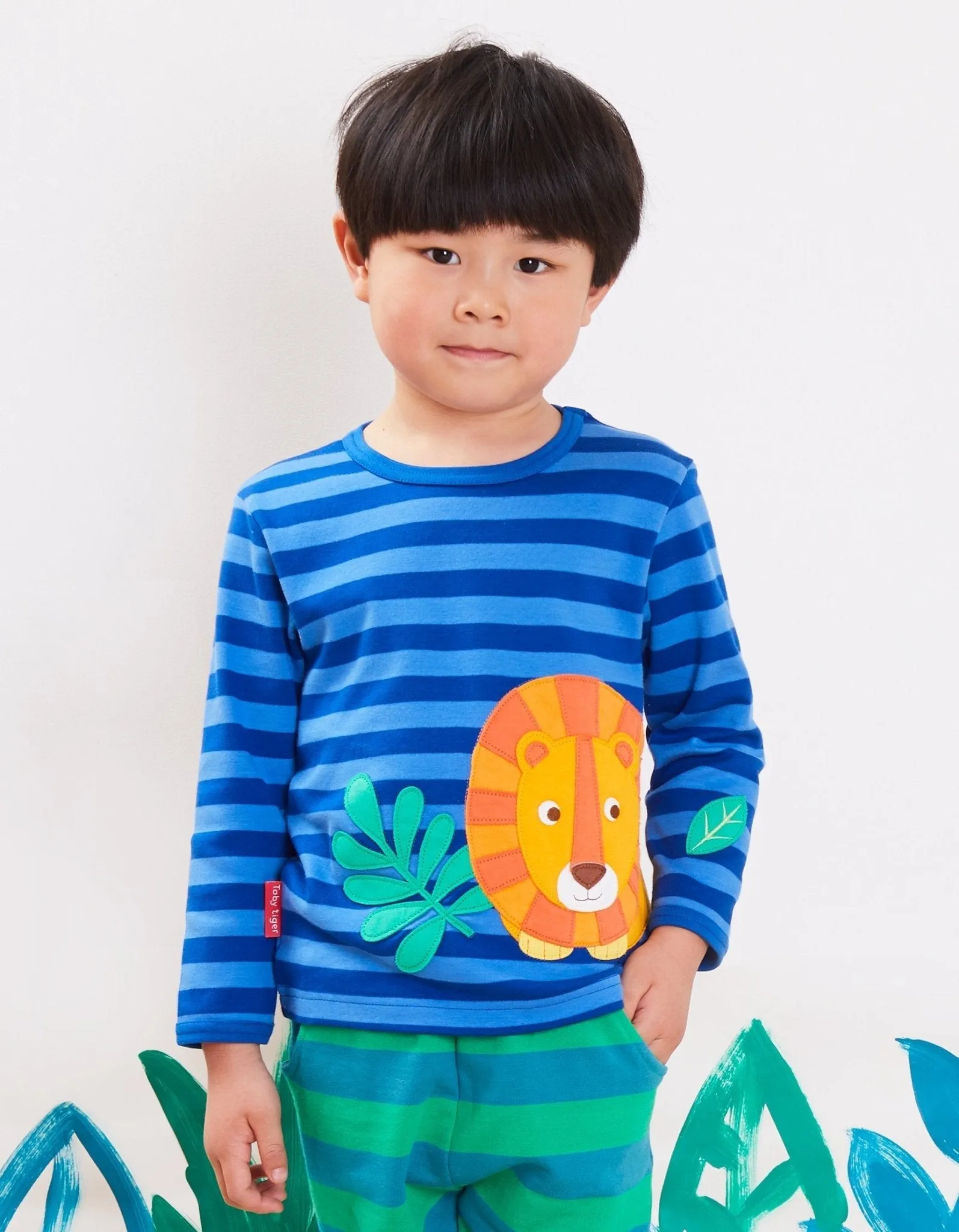 Organic Born Free Lion Applique T-Shirt