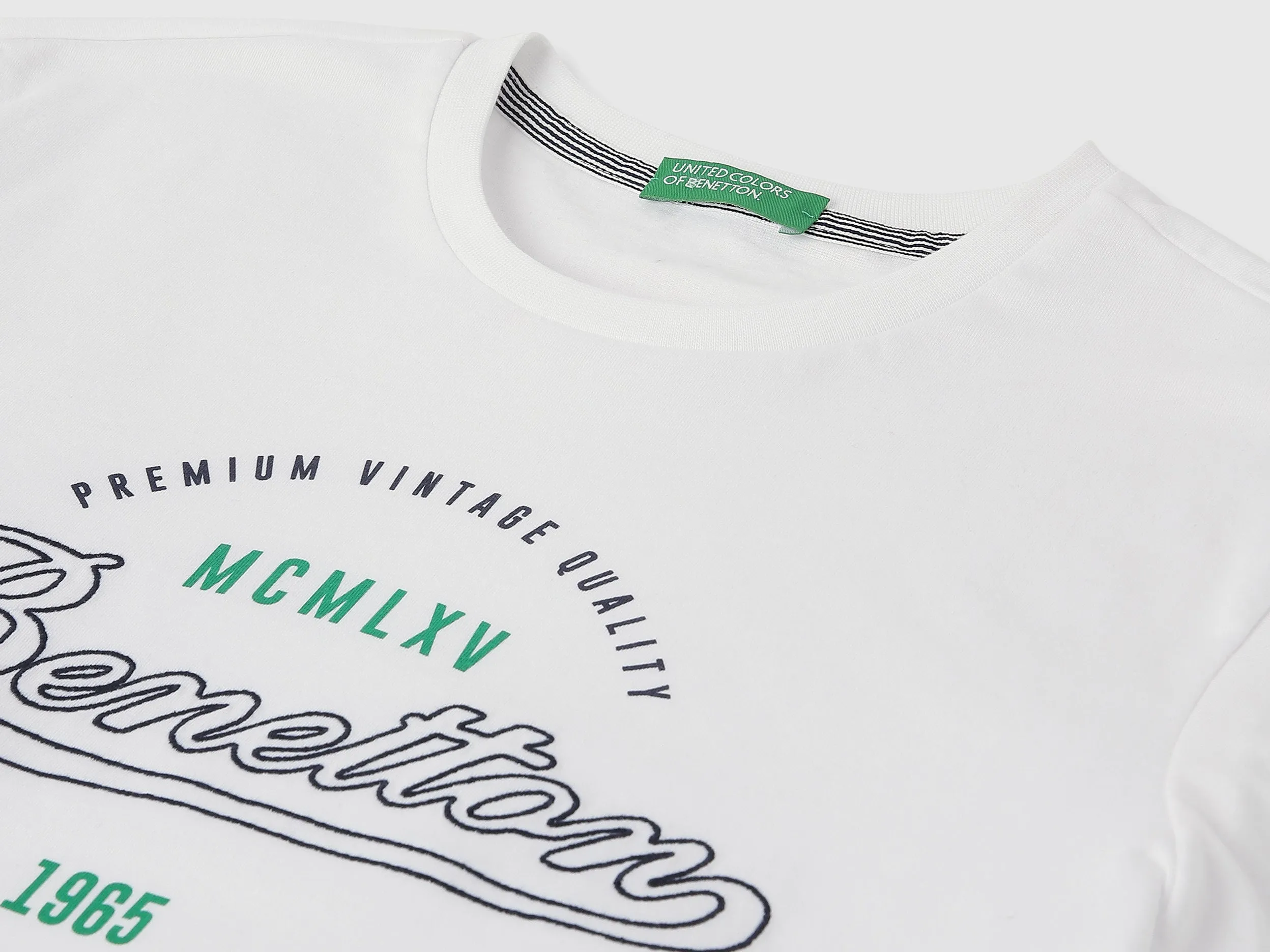 Regular Fit Round Neck Printed T-shirts