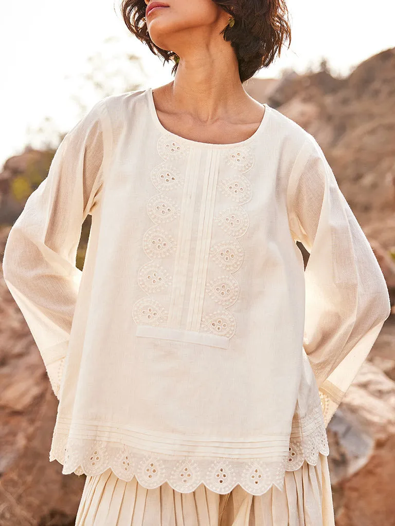 Shuchi Top