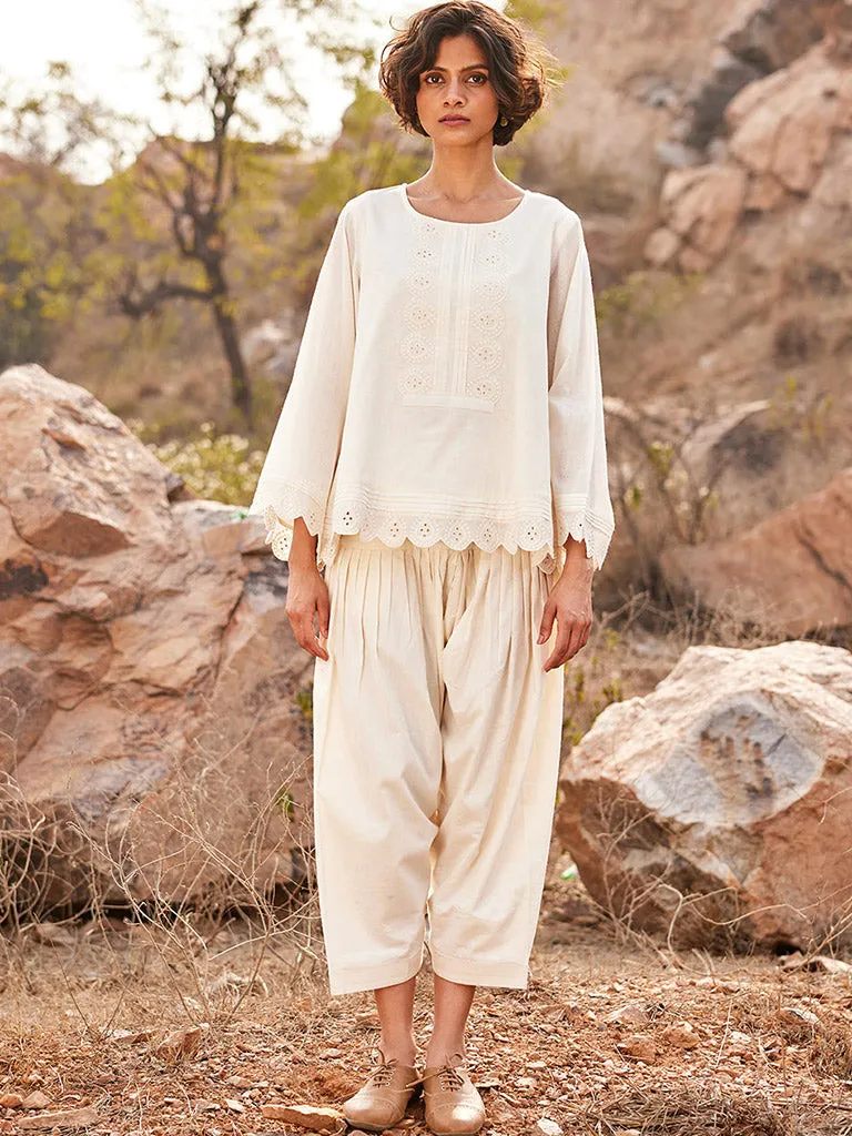 Shuchi Top