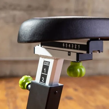 SportsArt G574U UPRIGHT CYCLE