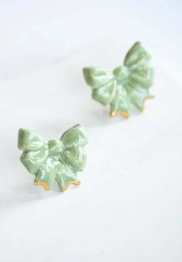 Susan Gordon Mint Bow Studs