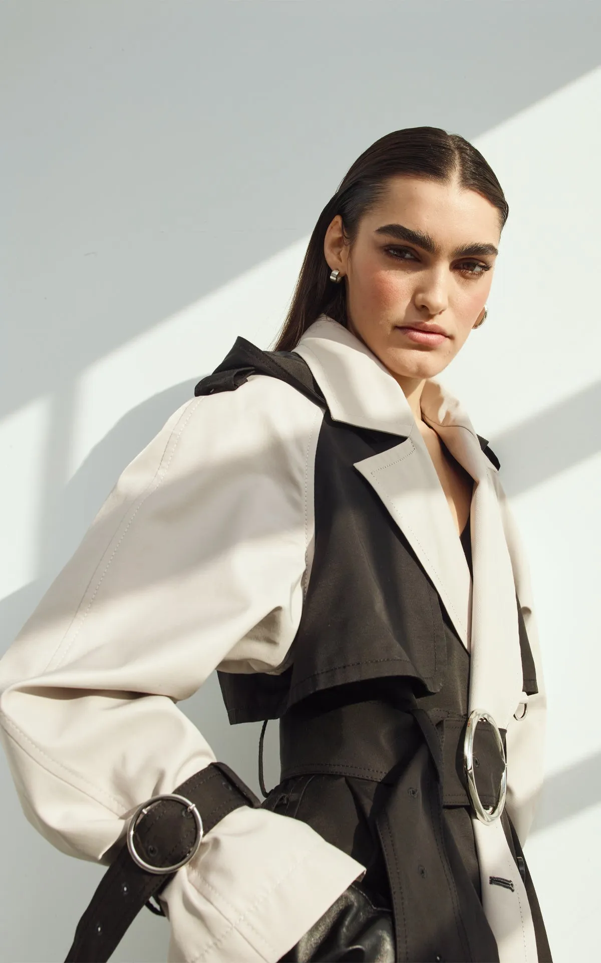 SUSTAINABLE WATER RESISTANT TRENCH COAT