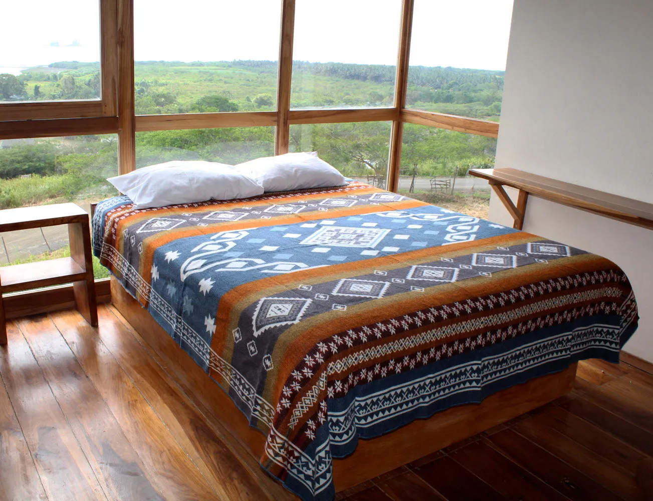 Tierra y Fuego Large Blanket