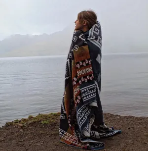 Tierra y Fuego Large Blanket