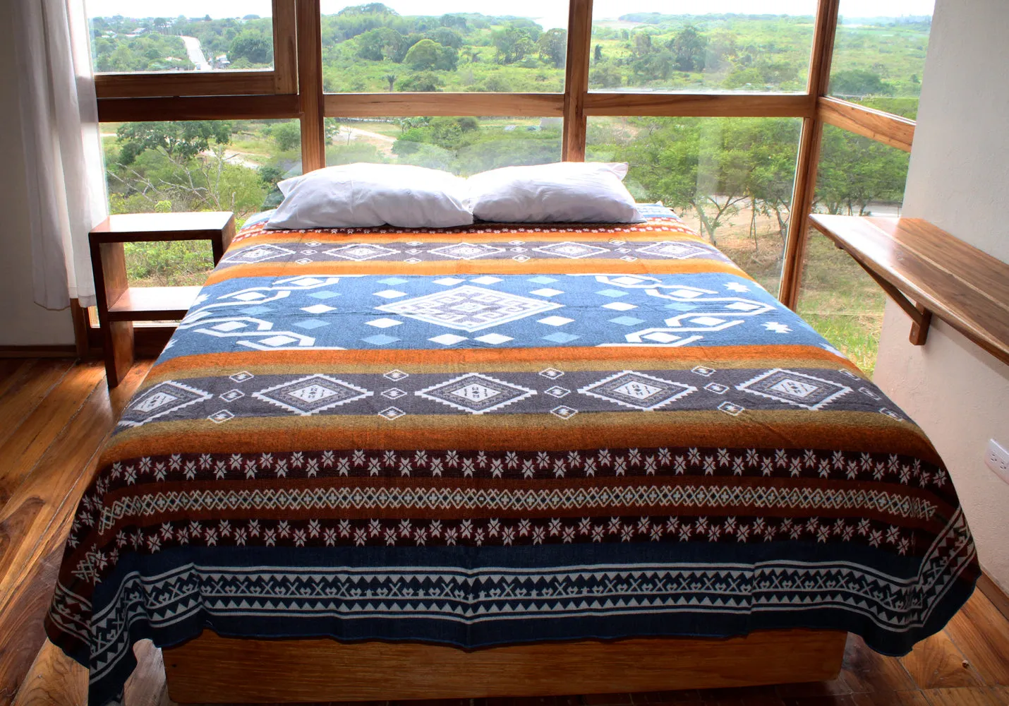 Tierra y Fuego Large Blanket