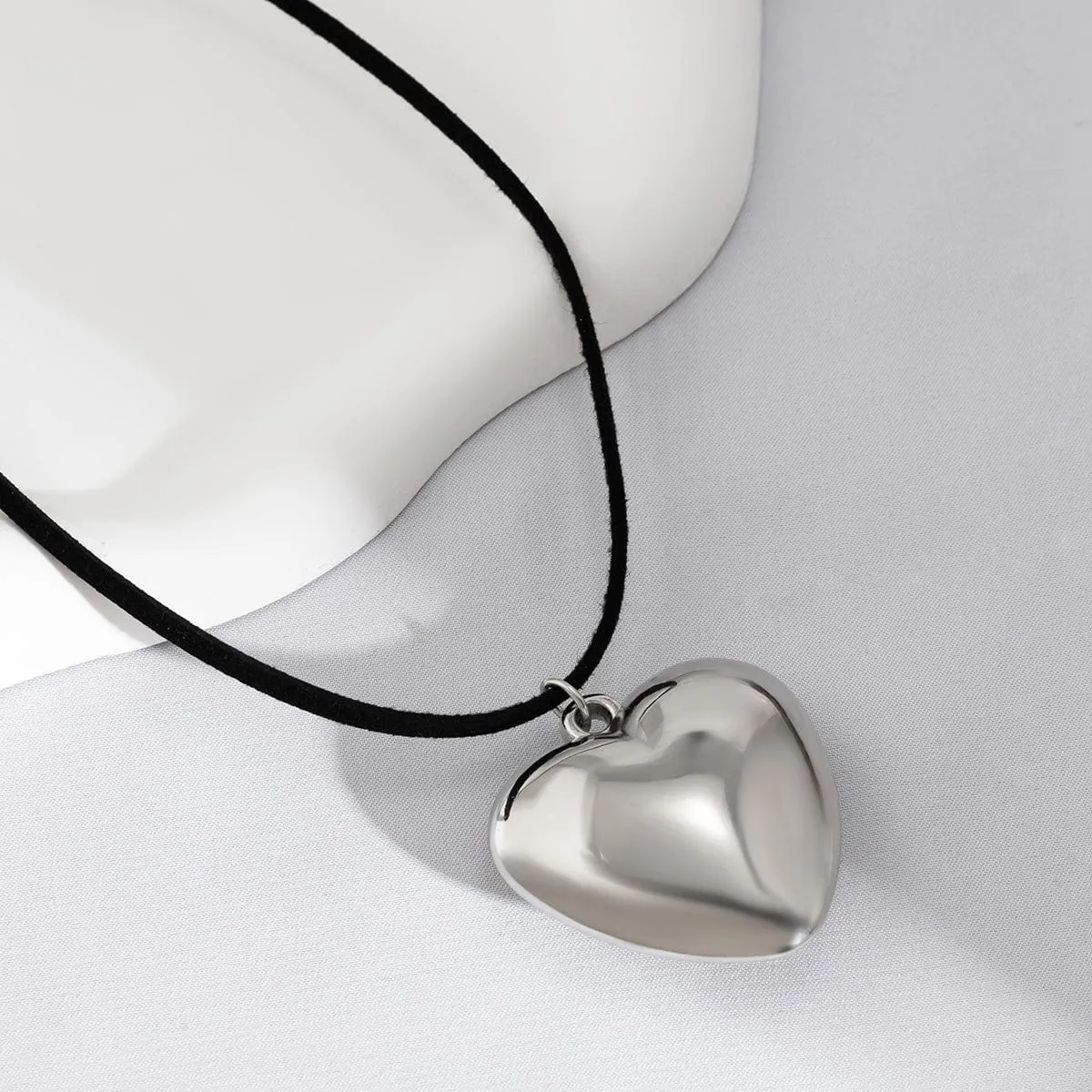 Velvet Cord String Heart Pendant Necklace