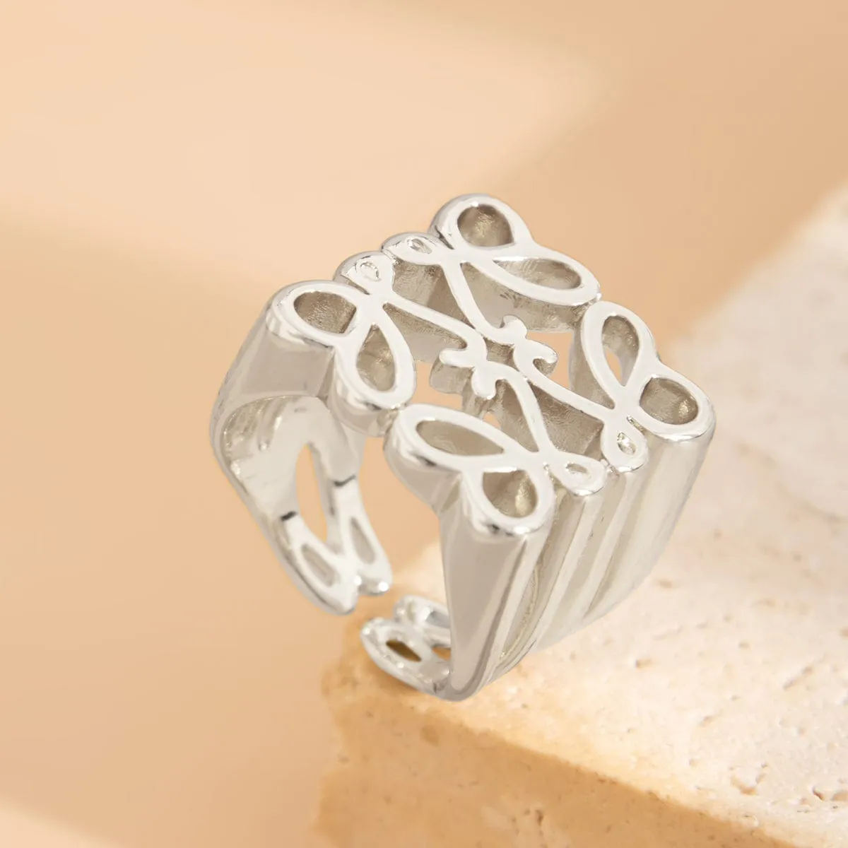 Vintage Hollow Pattern Square Open Ring
