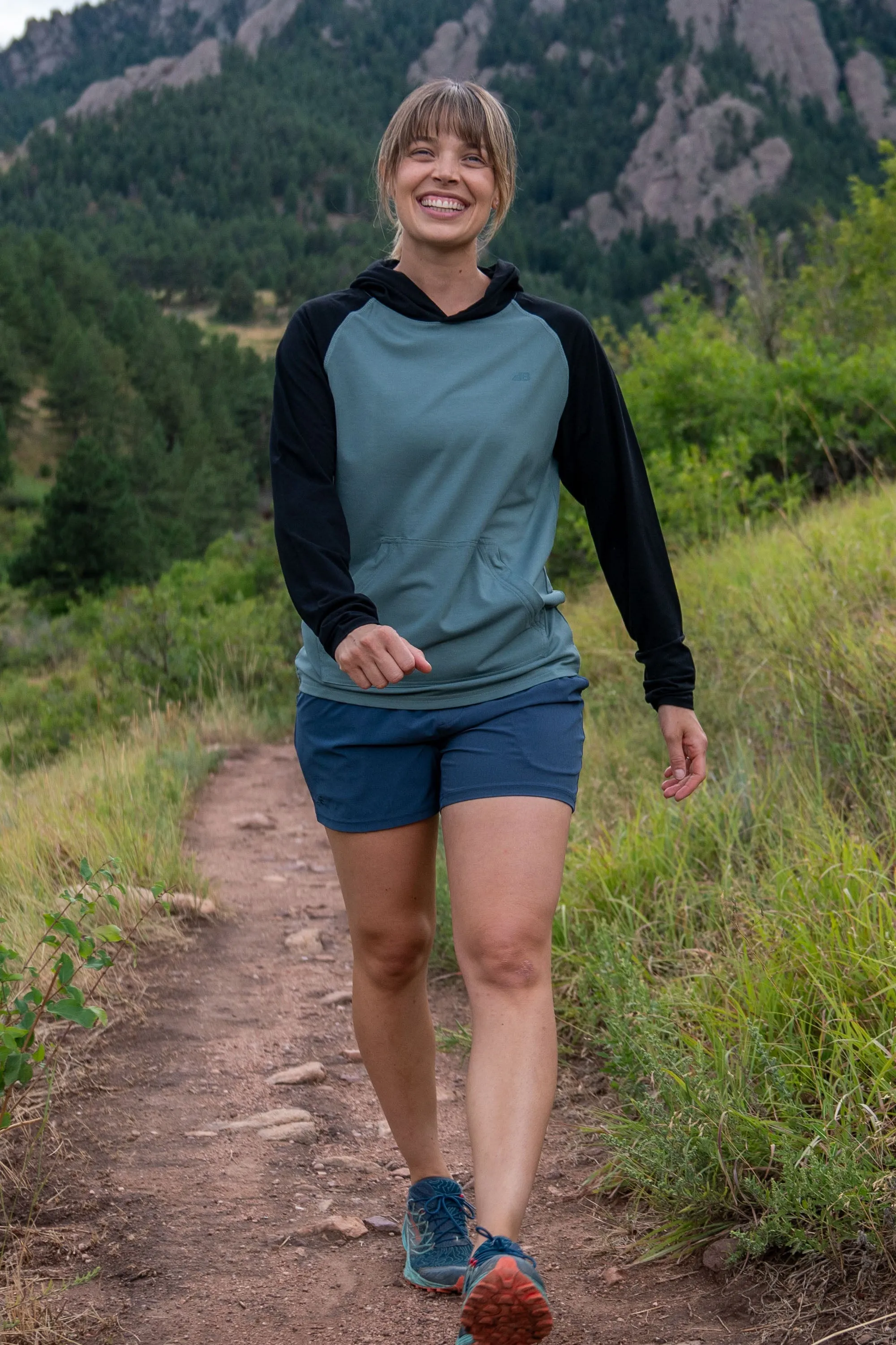 Women's Core Traverse Tek Hoodie
